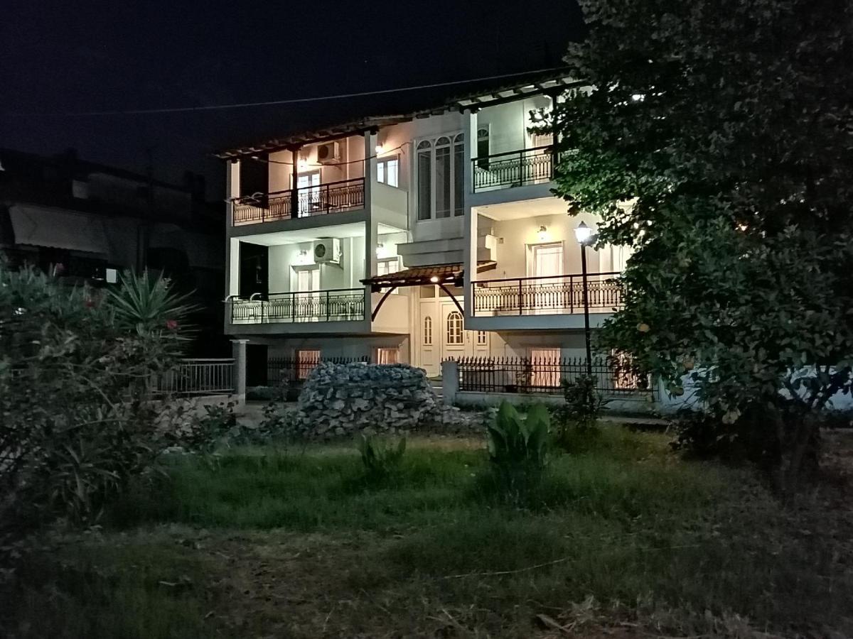 Villa Alexandra Ierissos Exterior foto